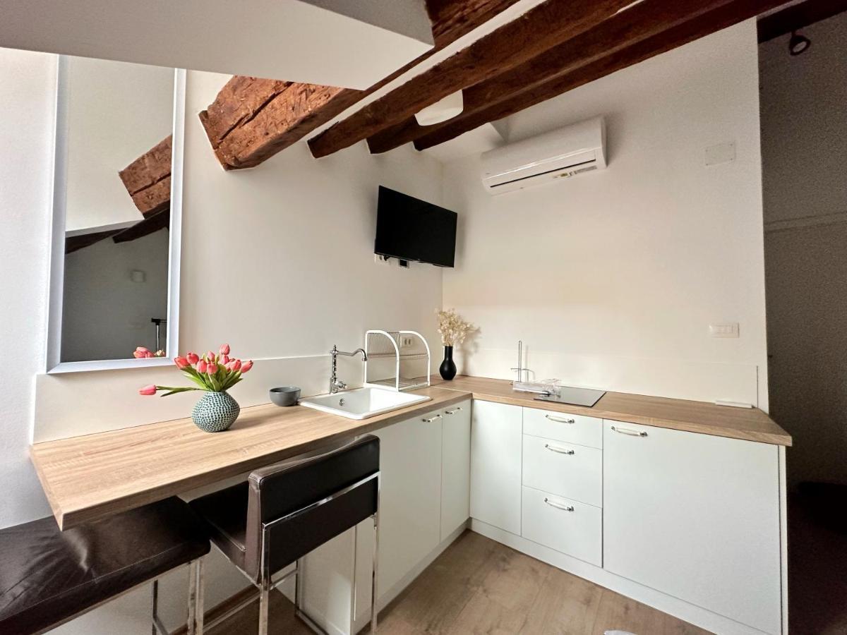 Romeo Apartments Rovigno Exterior foto