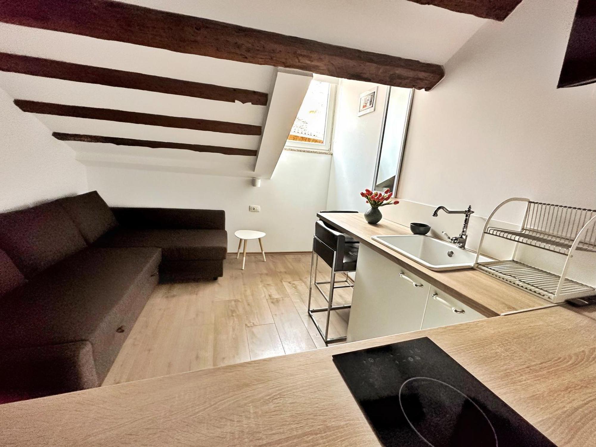 Romeo Apartments Rovigno Exterior foto